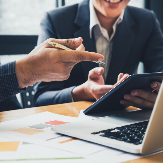 Více než 14 let zkušeností v oblasti řízení bezpečnosti informací